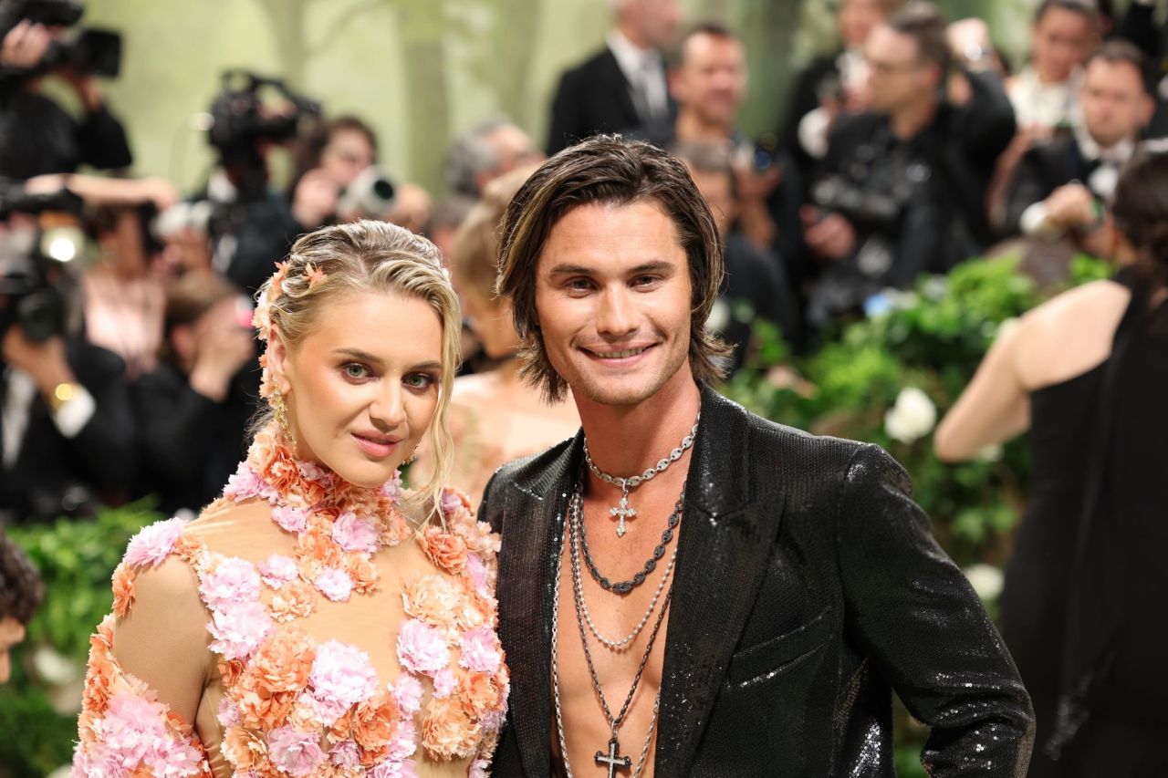 KELSEA BALLERINI AND CHASE STOKES MAKE A STUNNING DEBUT AT THE 2024 MET GALA IN NEW YORK13